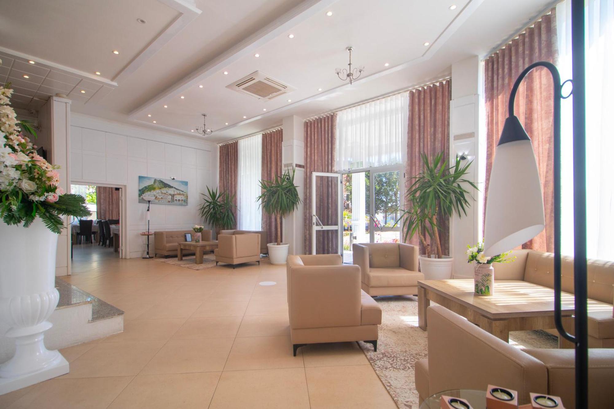 Hotel Princ 格勒姆 外观 照片